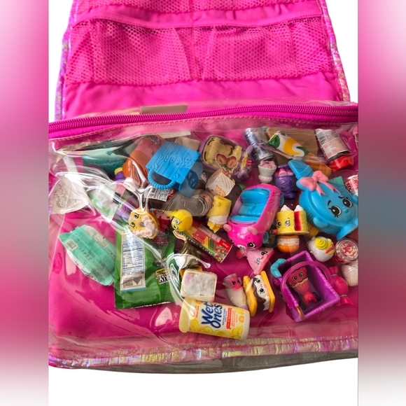 Shopkins Pink and Multicolor Toy Organizer - Picture 3 of 8